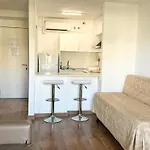 Apartsalou Michelangelo *