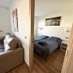 Apartsalou Michelangelo *